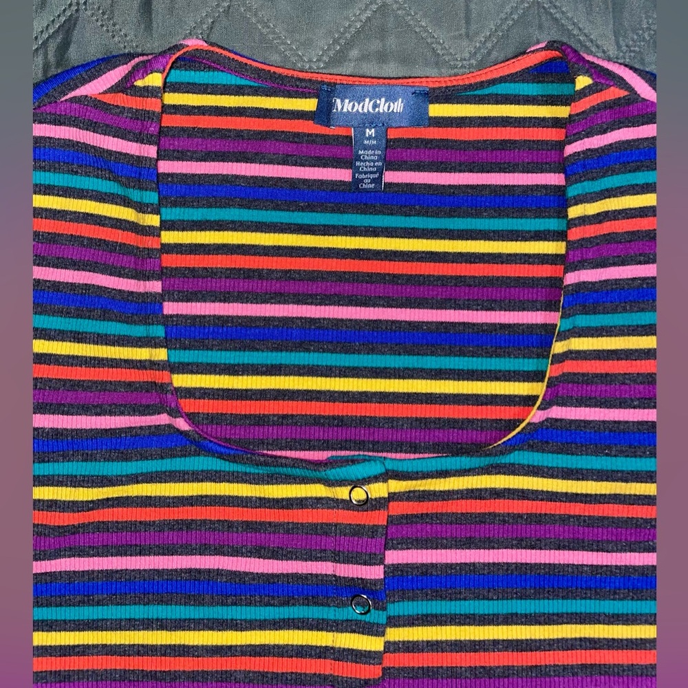 MODCLOTH "Lost In Love" Retro Bell-Sleeve Top, LIKE NEW, Size Medium - Picture 10 of 14